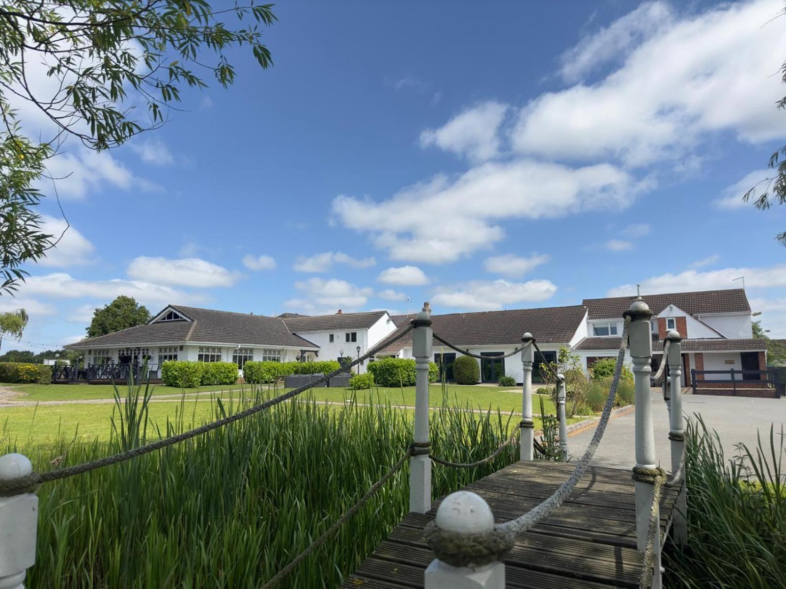 Hotel Wrexham Exterior foto